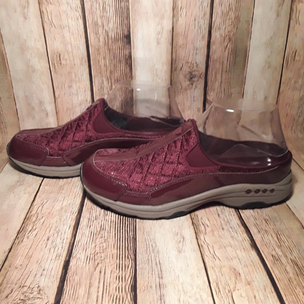 Easy Spirit Women's Travel Time Burgundy Slide-on Sneakers Size 7M